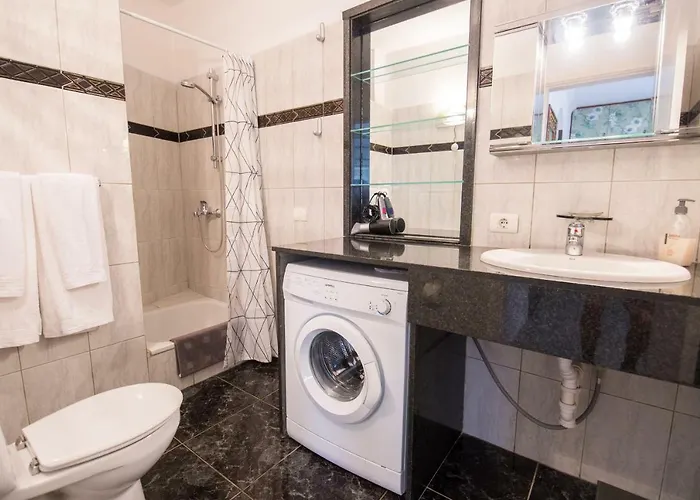 Superior With Balcony * 푸에르토 드 라 크루즈